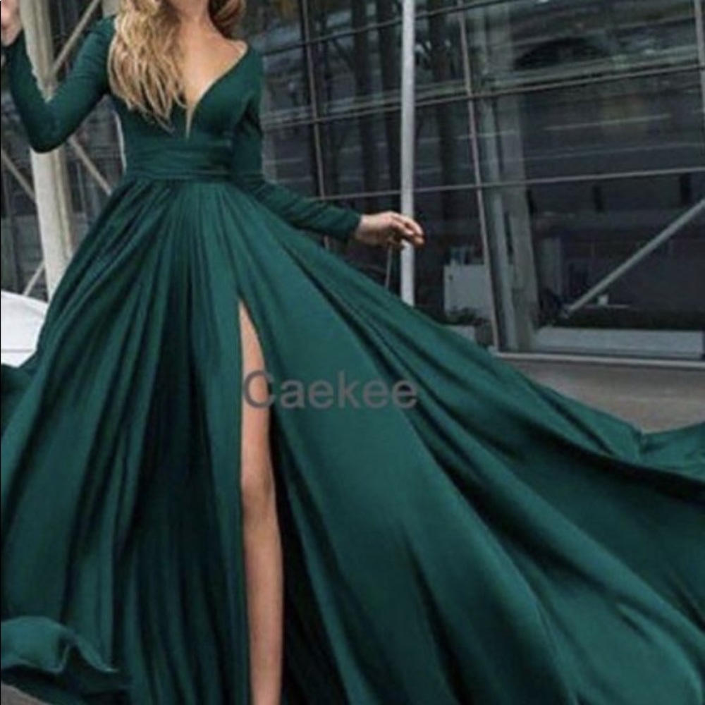 Long maxi dress for occasions.